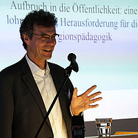 Mut! Christliche Botschaft in die Öffentlichkeit