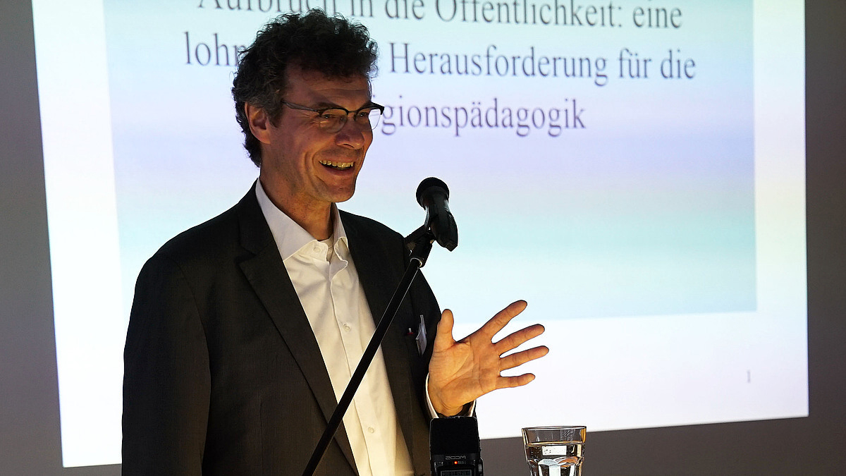 Mut! Christliche Botschaft in die Öffentlichkeit