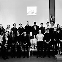 Schülerinnen und Schüler gedenken des Holocaust